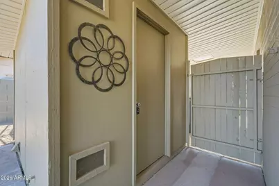 2428 E La Jolla Drive, Tempe, AZ 85282 - Photo 3