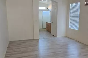 5503 S 41st Pl, Phoenix, AZ 85040 - Photo 5