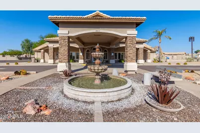 20037 N 110th Lane, Sun City, AZ 85373 - Photo 33