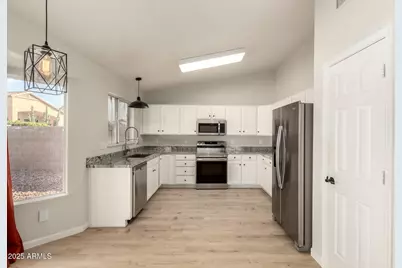 20037 N 110th Lane, Sun City, AZ 85373 - Photo 11