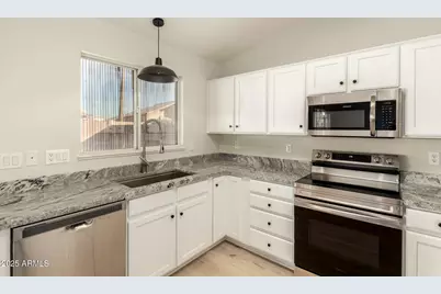 20037 N 110th Lane, Sun City, AZ 85373 - Photo 11