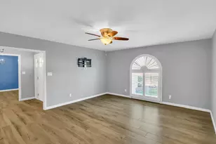 2401 S Saratoga, Mesa, AZ 85202 - Photo 15