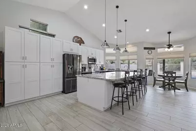 404 E Mountain Sky Avenue, Phoenix, AZ 85048 - Photo 1