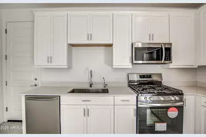 29127 N 31st Lane, Phoenix, AZ 85083 - Photo 13