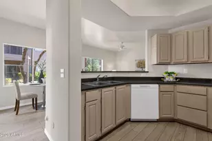 13700 N Fountain Hills Blvd, Fountain Hills, AZ 85268 - Photo 9