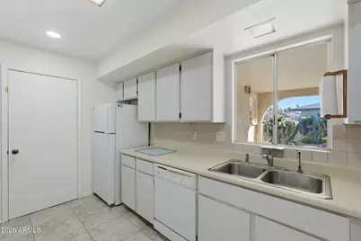 26402 S Lakemont Drive, Sun Lakes, AZ 85248 - Photo 5