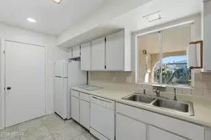 26402 S Lakemont Dr, Sun Lakes, AZ 85248 - Photo 5