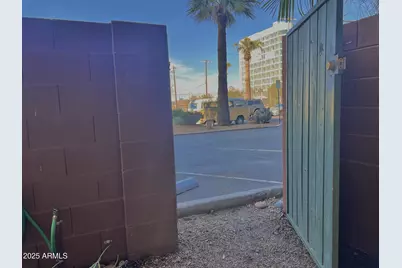 4750 N Central Avenue #1N, Phoenix, AZ 85012 - Photo 15