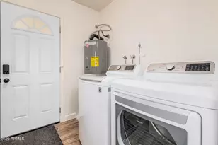 13830 N 30th Ln, Phoenix, AZ 85053 - Photo 15