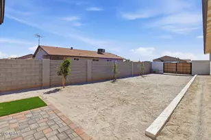 9192 W Rafael Dr, Arizona City, AZ 85123 - Photo 35