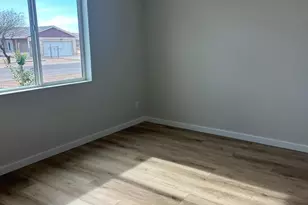 9192 W Rafael Dr, Arizona City, AZ 85123 - Photo 7