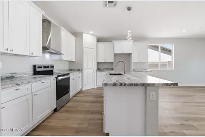 9192 W Rafael Drive, Arizona City, AZ 85123 - Photo 11