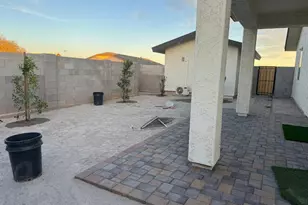 9192 W Rafael Dr, Arizona City, AZ 85123 - Photo 13