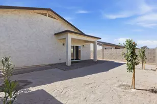 9192 W Rafael Dr, Arizona City, AZ 85123 - Photo 33