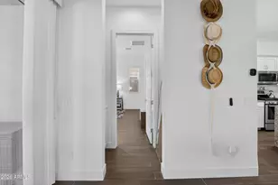 939 E Paseo Way, Phoenix, AZ 85042 - Photo 47