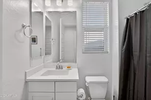 939 E Paseo Way, Phoenix, AZ 85042 - Photo 53