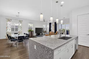 939 E Paseo Way, Phoenix, AZ 85042 - Photo 19