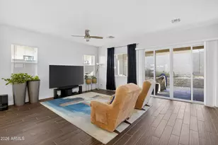 939 E Paseo Way, Phoenix, AZ 85042 - Photo 21