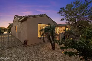 16418 W Desert Lily Dr, Surprise, AZ 85387 - Photo 31