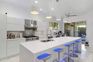 7616 E Sierra Vista Dr, Scottsdale, AZ 85250 - Photo 3