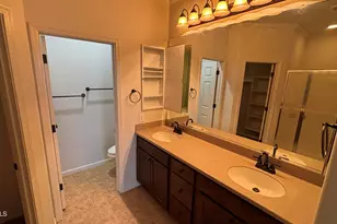 42424 N Gavilan Peak Pkwy, Anthem, AZ 85086 - Photo 7