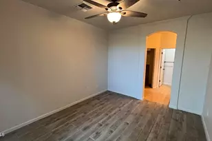 42424 N Gavilan Peak Pkwy, Anthem, AZ 85086 - Photo 5