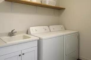 4701 E Vernon Ave E, Phoenix, AZ 85008 - Photo 9