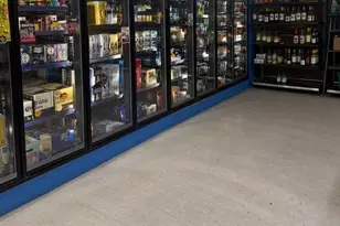 0000 W Xxxxxx Ave, Youngtown, AZ 85363 - Photo 1