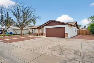 1327 W Highland St, Chandler, AZ 85224 - Photo 3