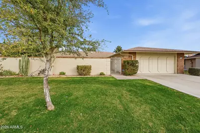 10010 W Manzanita Drive, Sun City, AZ 85373 - Photo 7