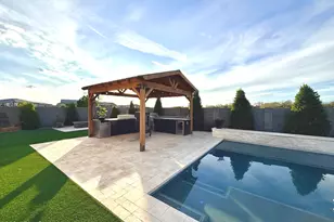 13508 W Range Mule Dr, Peoria, AZ 85383 - Photo 1