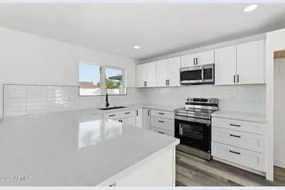 534 E Pebble Beach Drive, Tempe, AZ 85282 - Photo 11