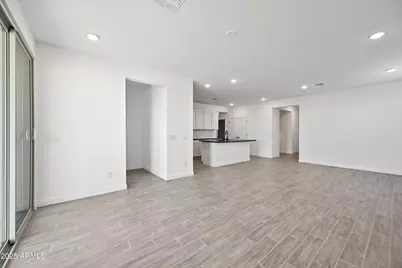 17017 W Molly Lane, Surprise, AZ 85387 - Photo 5