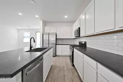 17017 W Molly Lane, Surprise, AZ 85387 - Photo 9