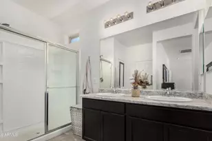 5751 N 71st Dr, Glendale, AZ 85303 - Photo 11