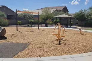 5751 N 71st Dr, Glendale, AZ 85303 - Photo 25