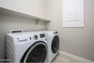 824 E Monte Way, Phoenix, AZ 85042 - Photo 19