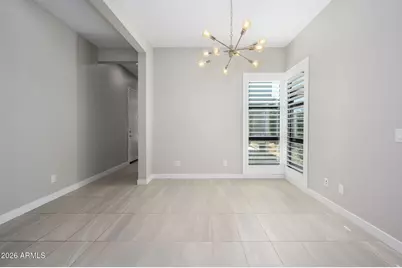 824 E Monte Way, Phoenix, AZ 85042 - Photo 11