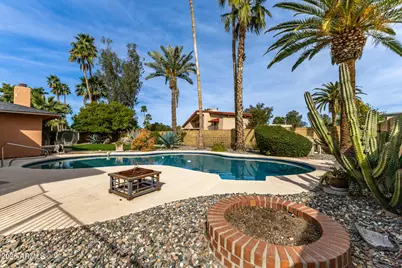 612 W Gleneagles Drive, Phoenix, AZ 85023 - Photo 37