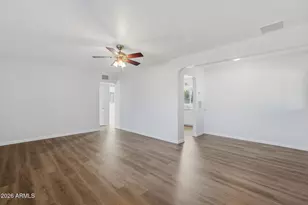 2221 E Osborn Rd, Phoenix, AZ 85016 - Photo 11