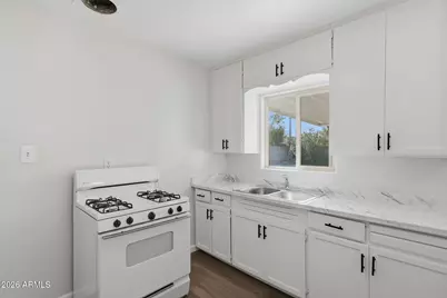 2221 E Osborn Road, Phoenix, AZ 85016 - Photo 7