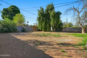 2221 E Osborn Rd, Phoenix, AZ 85016 - Photo 21