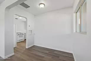 2221 E Osborn Rd, Phoenix, AZ 85016 - Photo 9