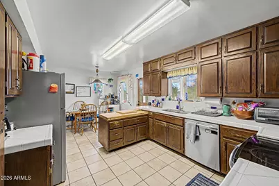 1702 E Griswold Road, Phoenix, AZ 85020 - Photo 13
