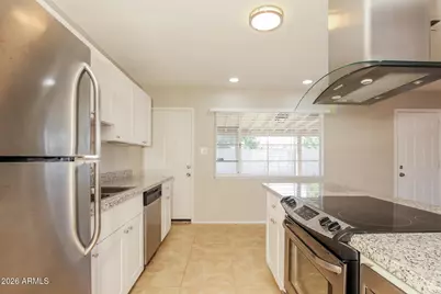 8127 E Columbus Avenue, Scottsdale, AZ 85251 - Photo 5