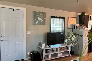 12817 N 19th Pl, Phoenix, AZ 85022 - Photo 3