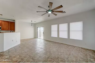 802 N 111th Drive, Avondale, AZ 85323 - Photo 5