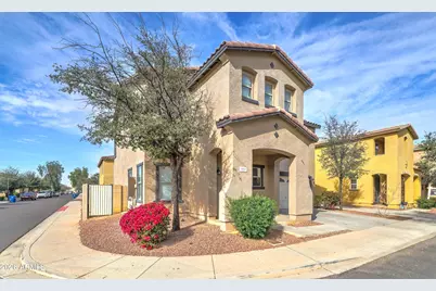 802 N 111th Drive, Avondale, AZ 85323 - Photo 3