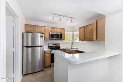 1880 E Morten Avenue #217, Phoenix, AZ 85020 - Photo 5