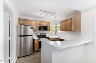 1880 E Morten Ave, Phoenix, AZ 85020 - Photo 5